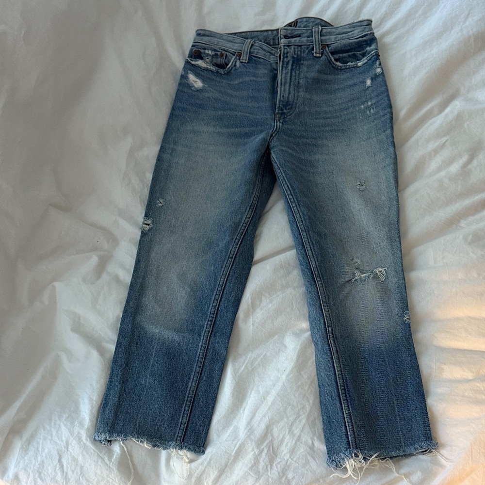 Abercrombie & Fitch Distressed Cropped Blue Jeans